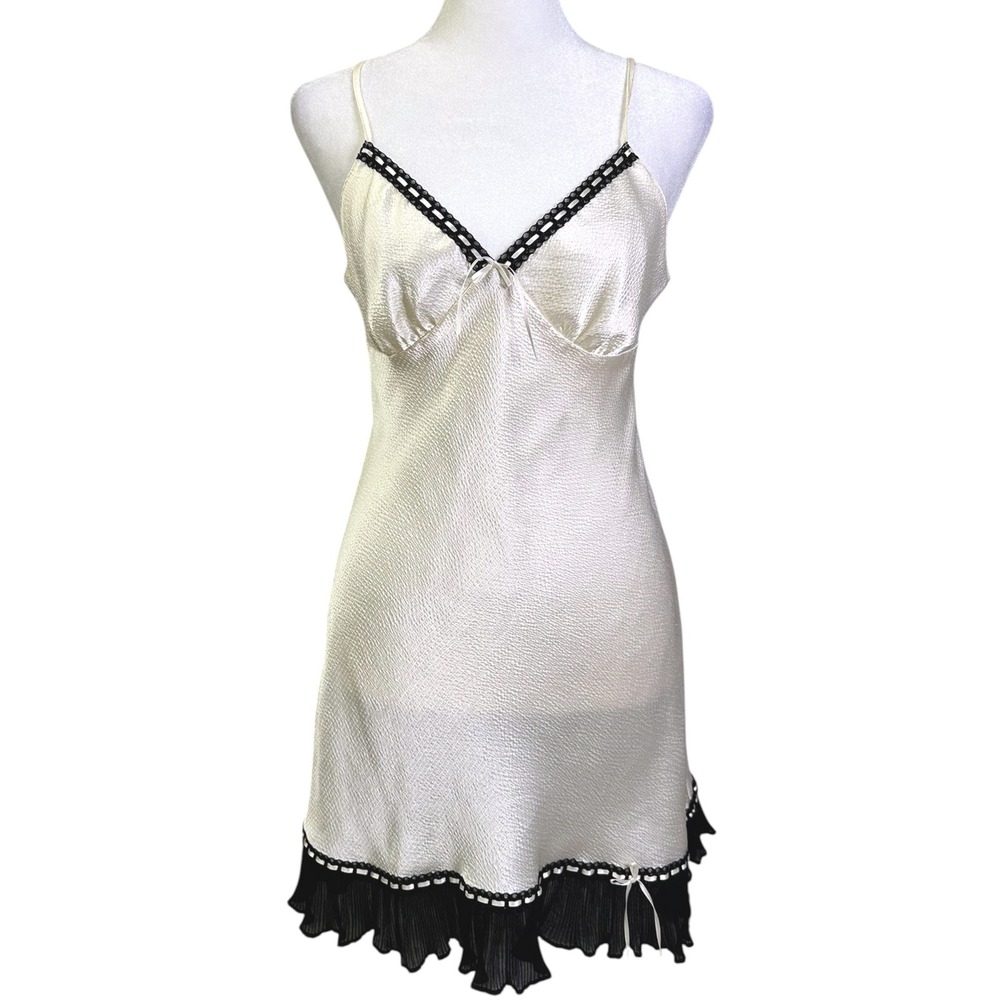 Gilligan & O'Malley Satin Ruffle Slip Dress Womens Size S Cream Coquette Y2K